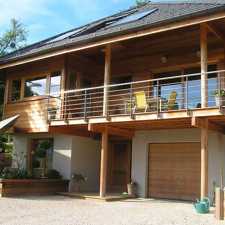 ベルコン・ボン・ボージュ Les Perrelles Bed & Breakfast エクステリア 写真